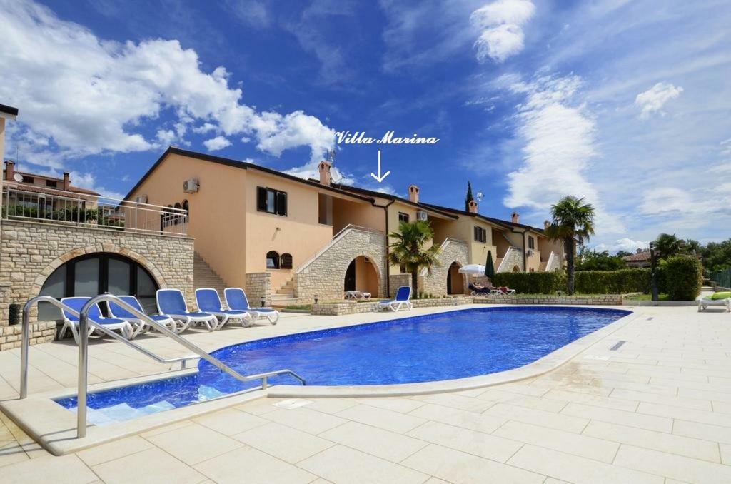 Holiday Home Marina Каштелир Экстерьер фото